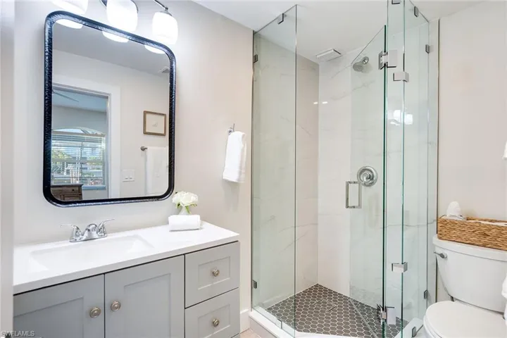 Ensuite Bath for 2nd Bedroom
