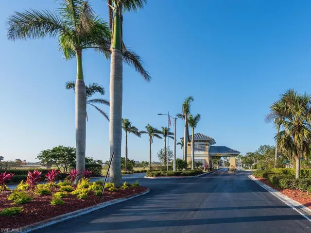 18499 Royal Hammock Blvd, Naples, Florida 34114