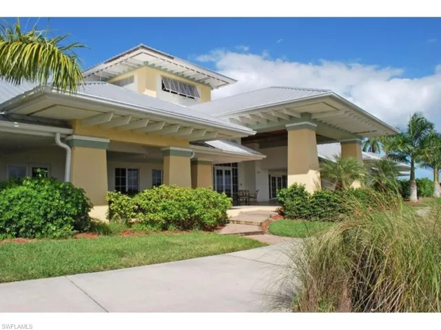 18499 Royal Hammock Blvd, Naples, Florida 34114