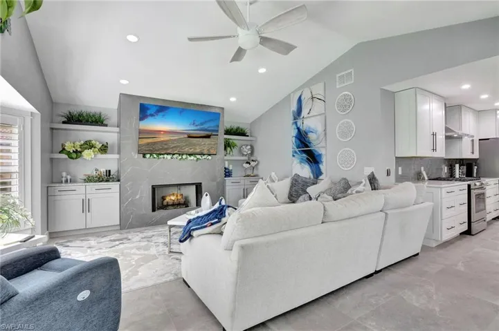 12811  Kelly Sands  WAY, Fort Myers, FL 33908