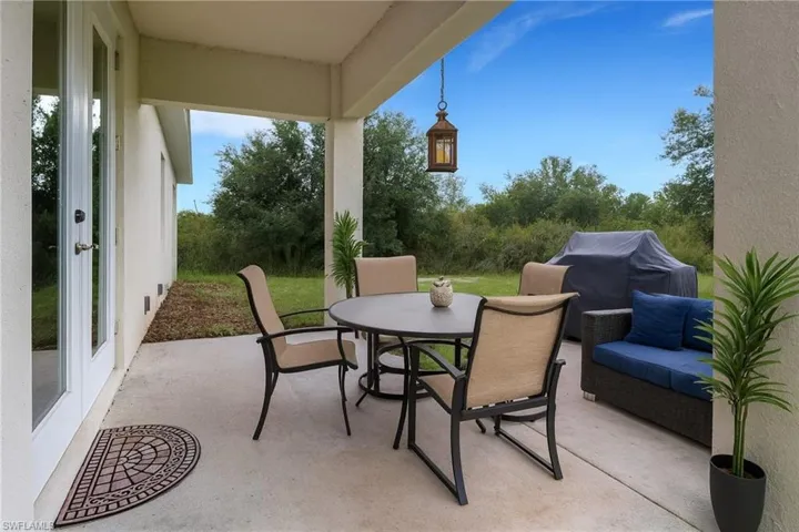 4240  62nd NE AVE, Naples, FL 34120