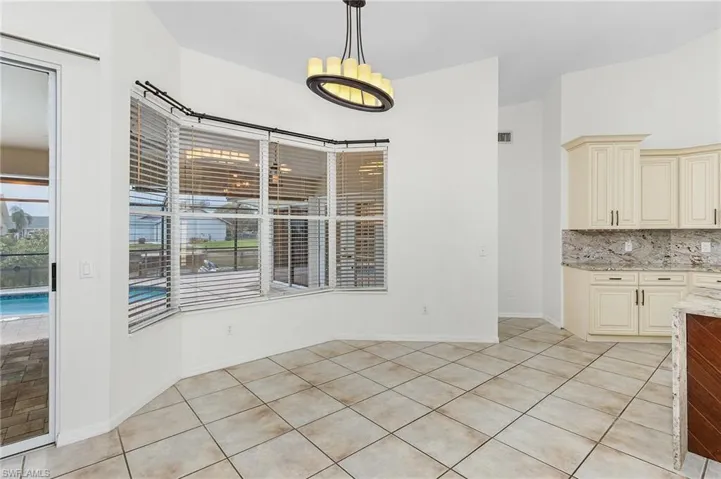 Kitchen nook