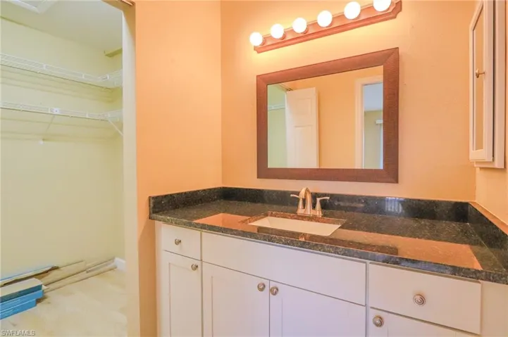 6250  Timberwood  CIR, Fort Myers, FL 33908