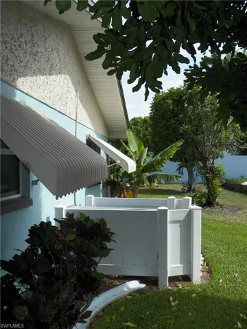 Side yard