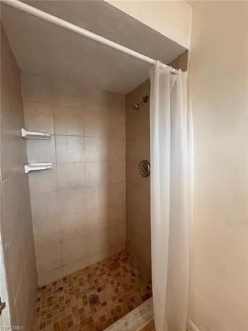 1430 Se 6th Ave, Cape Coral, Florida 33990