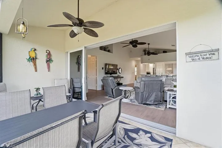 7842 Hawthorne Dr 1703, Naples, Florida 34113