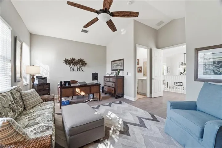 7842 Hawthorne Dr 1703, Naples, Florida 34113