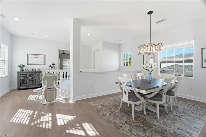 7842 Hawthorne Dr 1703, Naples, Florida 34113