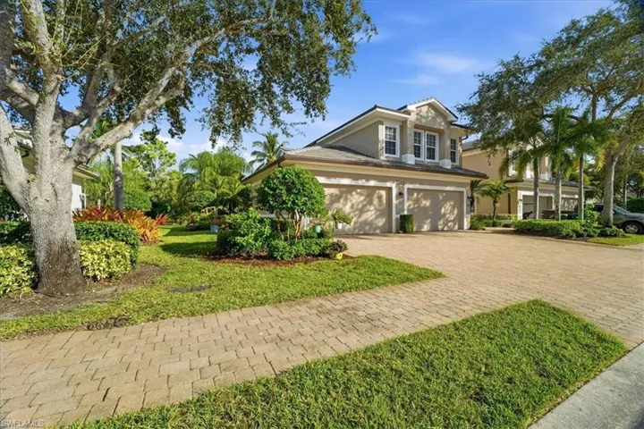 7842 Hawthorne Dr 1703, Naples, Florida 34113