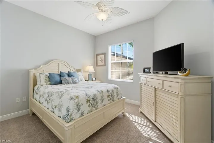 7842 Hawthorne Dr 1703, Naples, Florida 34113
