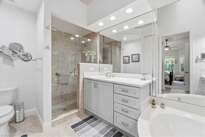 7842 Hawthorne Dr 1703, Naples, Florida 34113