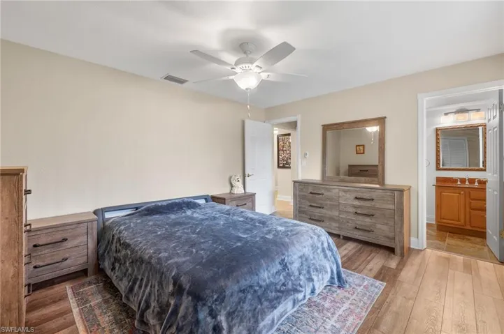 Guest Bedroom #1