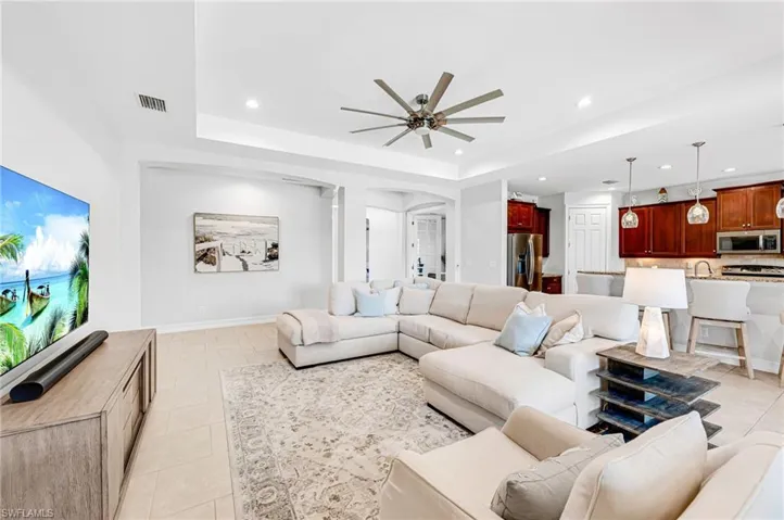 This home is so light, bright and airy!