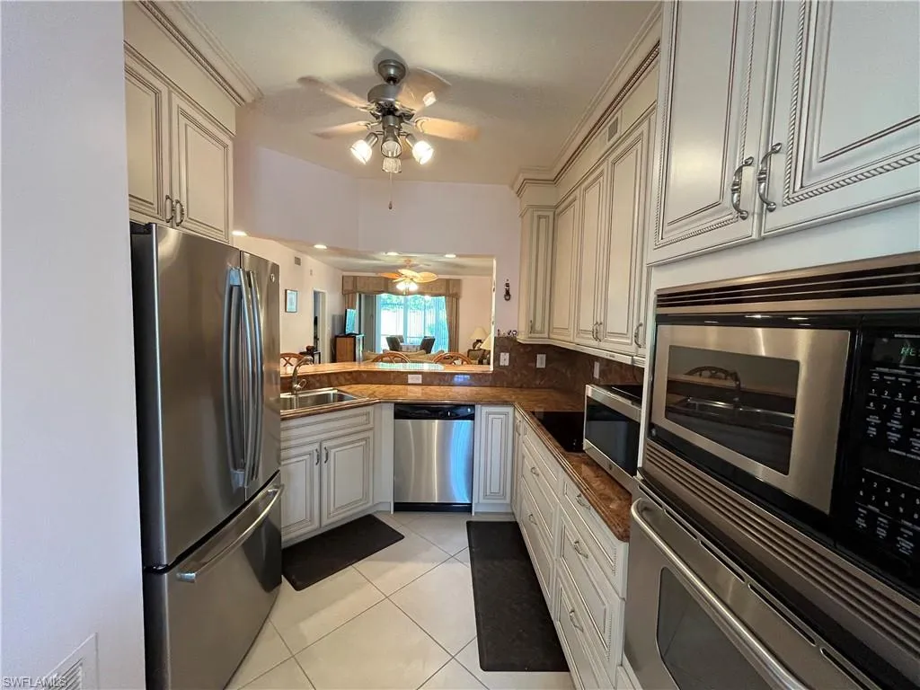 871 Tanbark DR, Naples, FL 34108,224090579