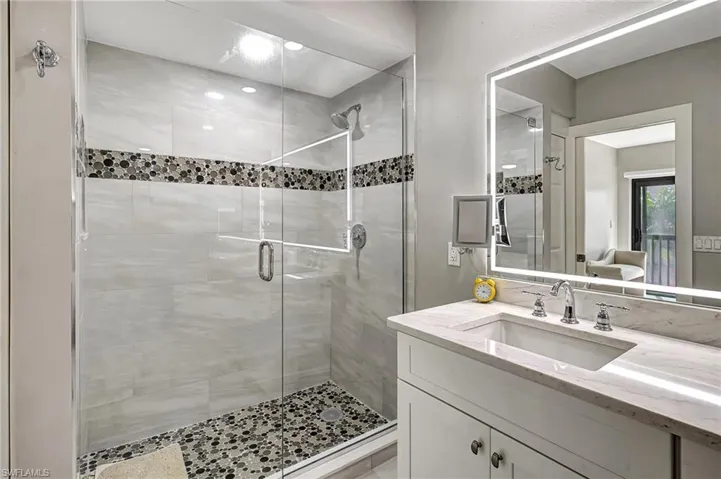 Laundry room with wash sink