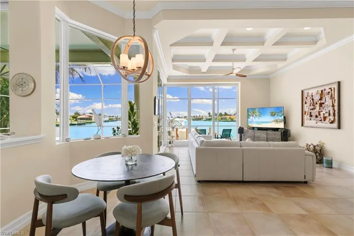 Perfect house for entertaining, plenty of seating for guests