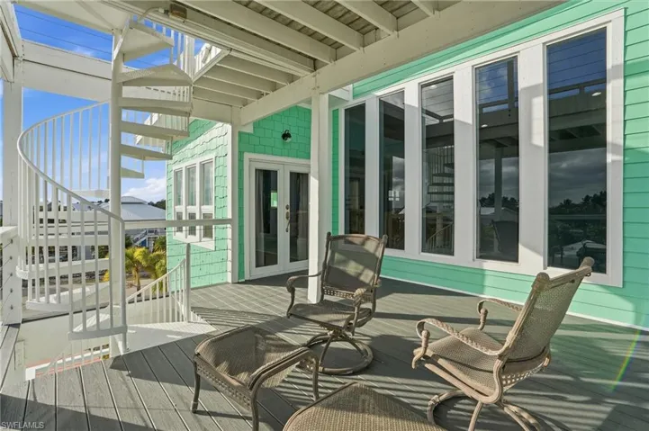 Deck - virtually enhanced