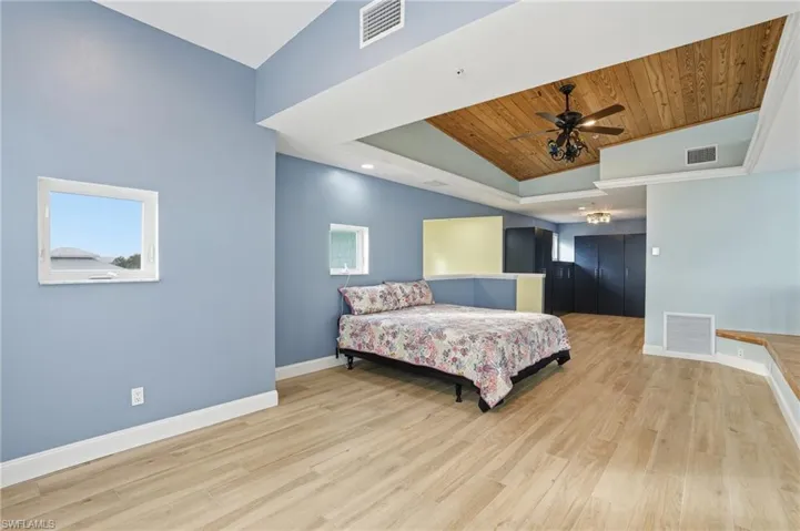 Primary suite- virtually enhanced