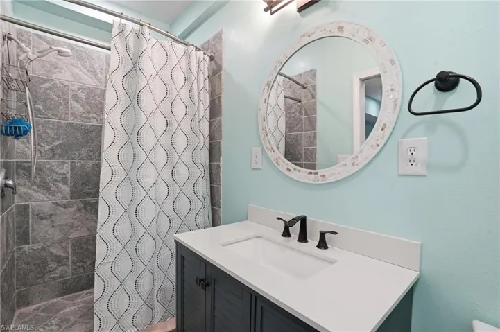 Full bath - virtually enhanced