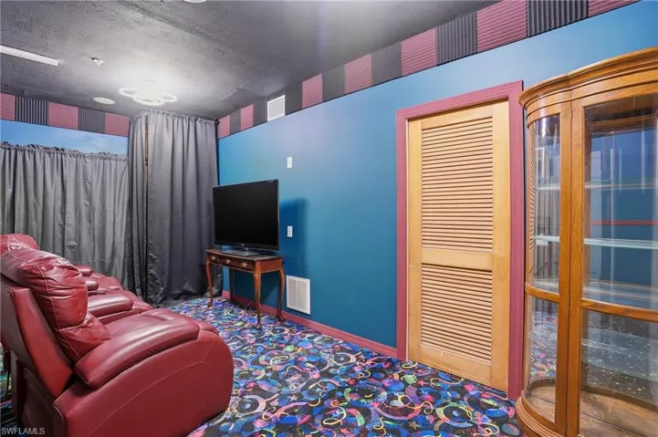 Theatre room - virtually enhanced