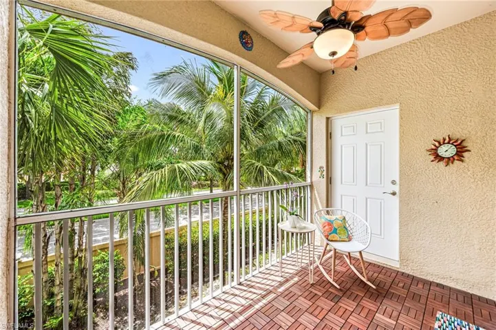 Patio with ceiling fan
