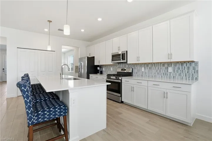18707 Ivywood Pl, Estero, Florida 33928