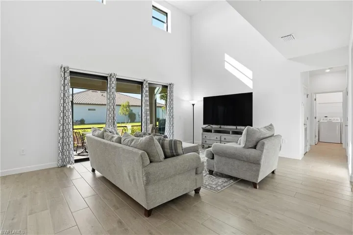 18707 Ivywood Pl, Estero, Florida 33928