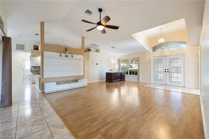 1132 Se 32nd Ter, Cape Coral, Florida 33904