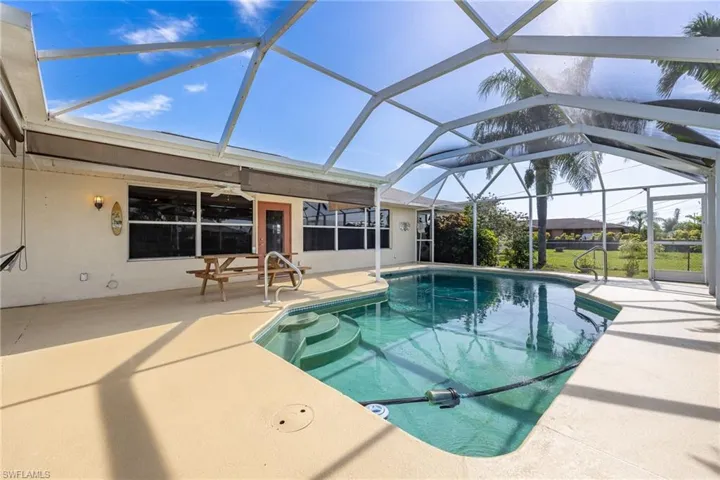 1132 Se 32nd Ter, Cape Coral, Florida 33904