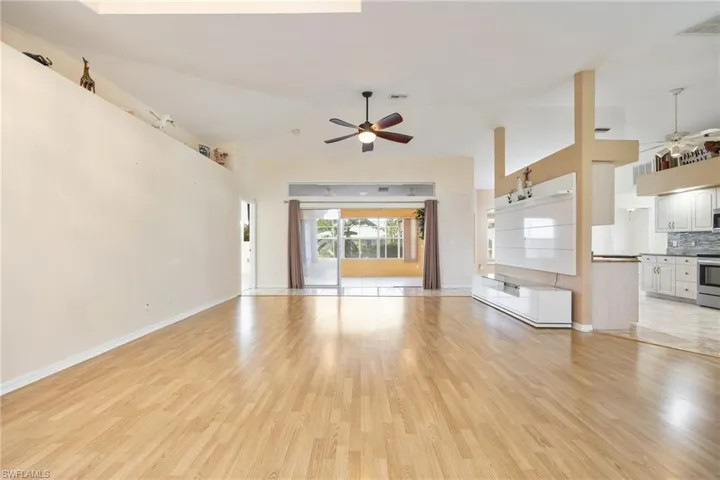 1132 Se 32nd Ter, Cape Coral, Florida 33904