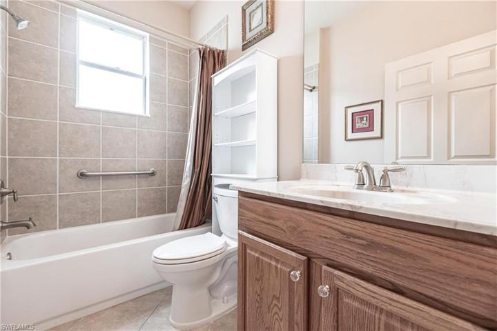 2nd Bathroom