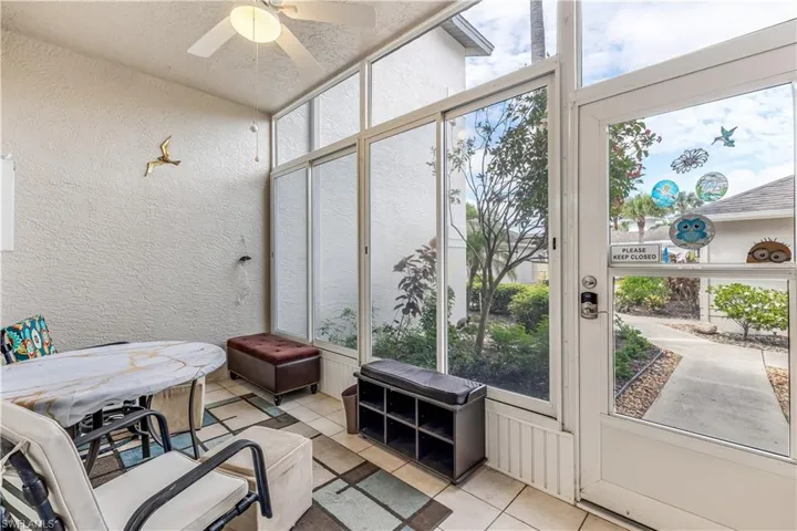 Front Lanai