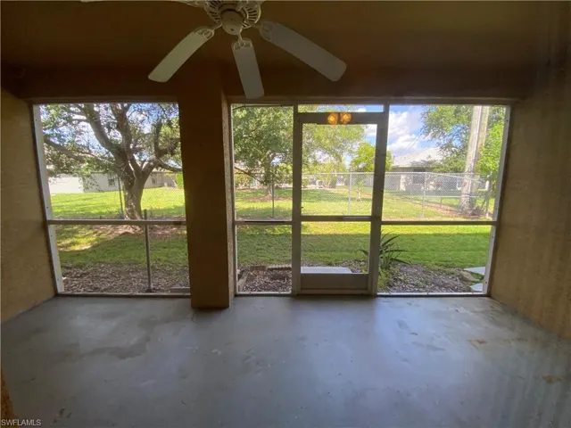 3806 Sw 7th Pl 102, Cape Coral, Florida 33914