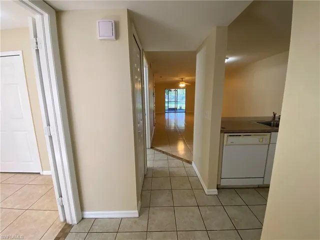 3806 Sw 7th Pl 102, Cape Coral, Florida 33914