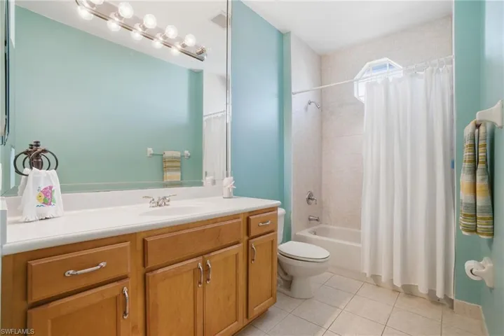 2213 Campestre Ter, Naples, Florida 34119