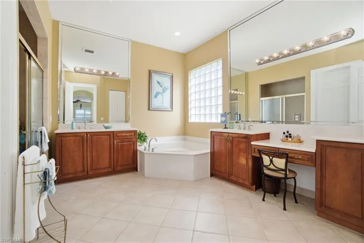 2213 Campestre Ter, Naples, Florida 34119