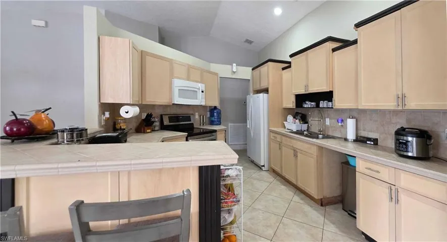 355 Lindero St, Montura Ranches, Florida 33440