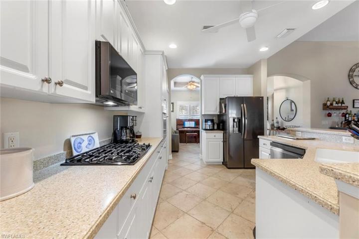 10545 Bella Vista DR, FORT MYERS FL 33913