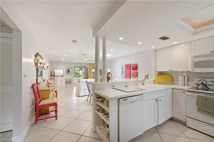 5579  Rattlesnake Hammock  RD, Naples, FL 34113