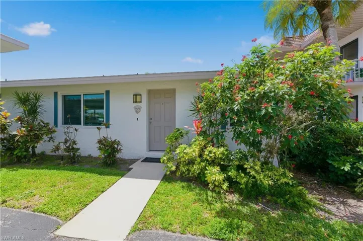 5579  Rattlesnake Hammock  RD, Naples, FL 34113