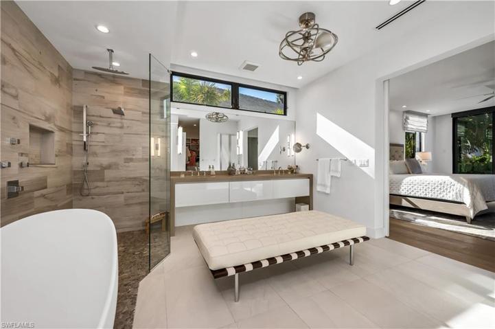 665 Fountainhead WAY, NAPLES FL 34103