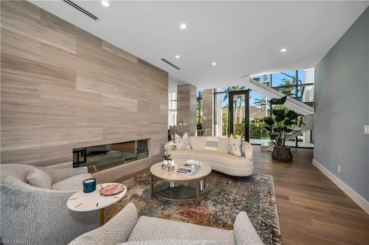 665 Fountainhead WAY, NAPLES FL 34103