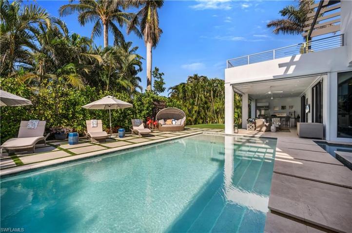 665 Fountainhead WAY, NAPLES FL 34103