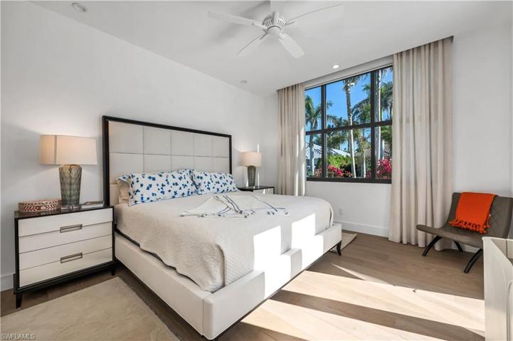 1st floor guest bedroom