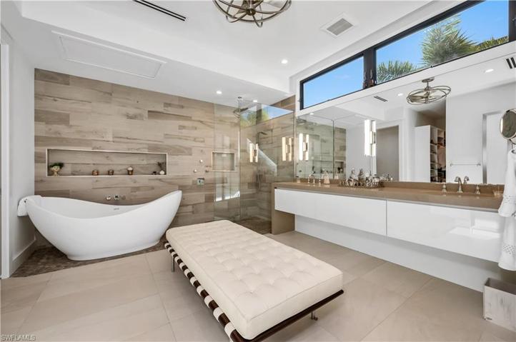 665 Fountainhead WAY, NAPLES FL 34103
