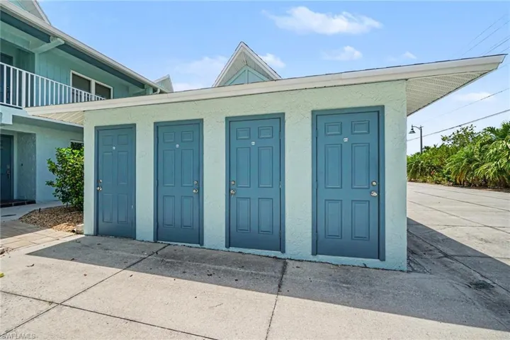 2912 Oleander St B3, St. James City, Florida 33956