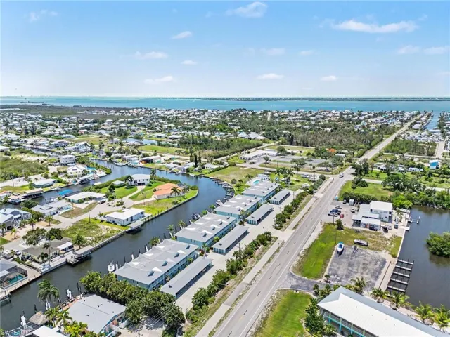 2912 Oleander St B3, St. James City, Florida 33956