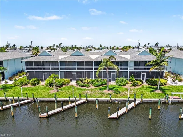 2912 Oleander St B3, St. James City, Florida 33956