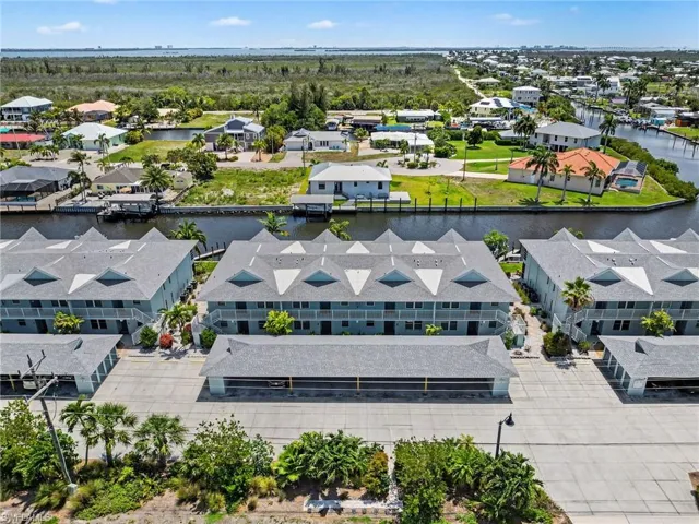 2912 Oleander St B3, St. James City, Florida 33956