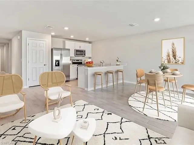 5019 Moon Ln, Labelle, Florida 33935